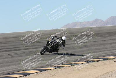 media/Oct-13-2025-Moto Forza (Mon) [[a66d839500]]/4-C Group/Session 2 (Bowl)/